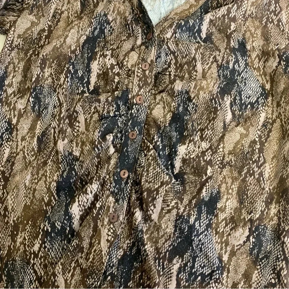 Y2K Babydoll Snake Print Gathered Front Buttoned Shirt Blouse Top Size Small - Picture 11 of 12